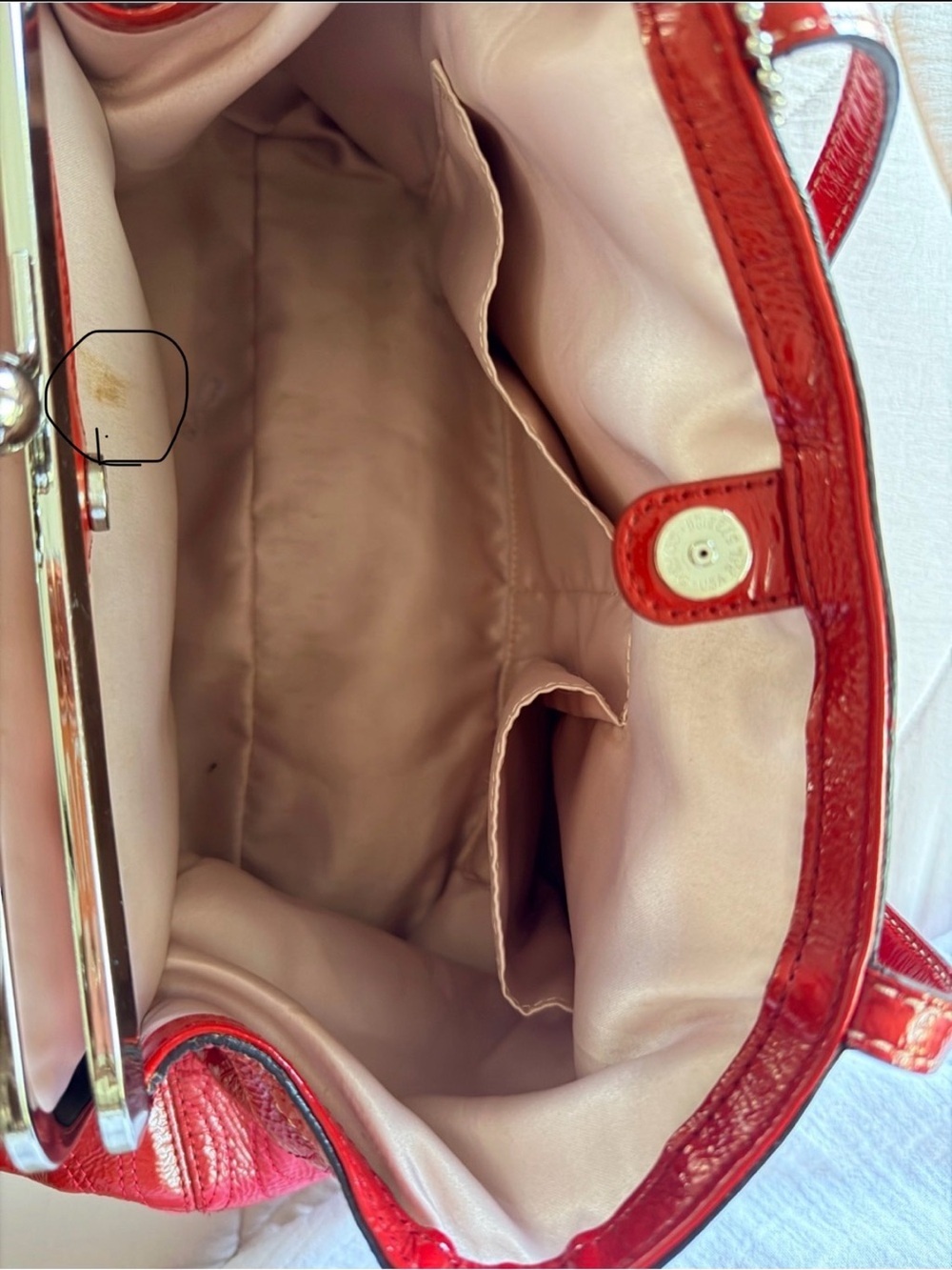 Coach KISSLOCK SignatureStitched Patent Leather  Bag - Picture 7 of 8